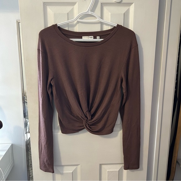 Aritzia Tops - Aritzia Twist Front Purple Taupe Long Sleeve